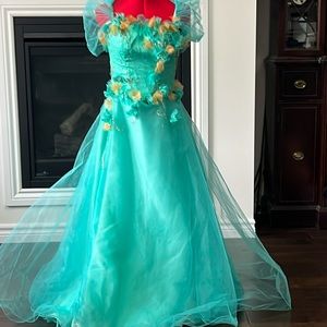 Turquoise Gown with Floral Details design dress 👗